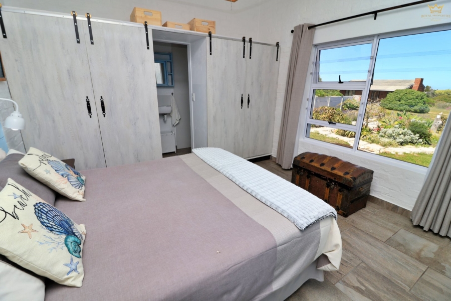 2 Bedroom Property for Sale in Pearly Beach Western Cape